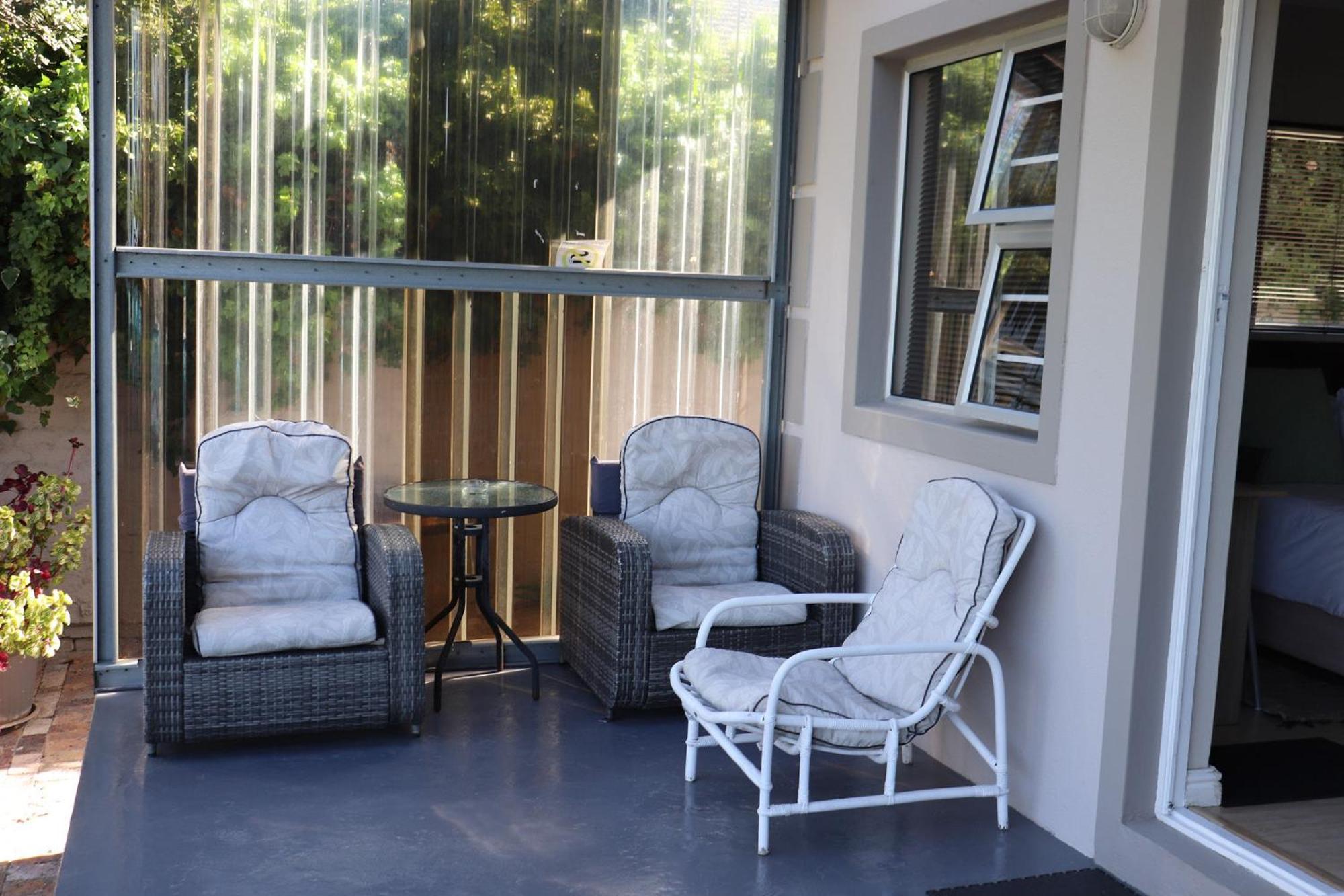 Tygerviews On Uys Hotel Tygerberg Hills Exterior photo
